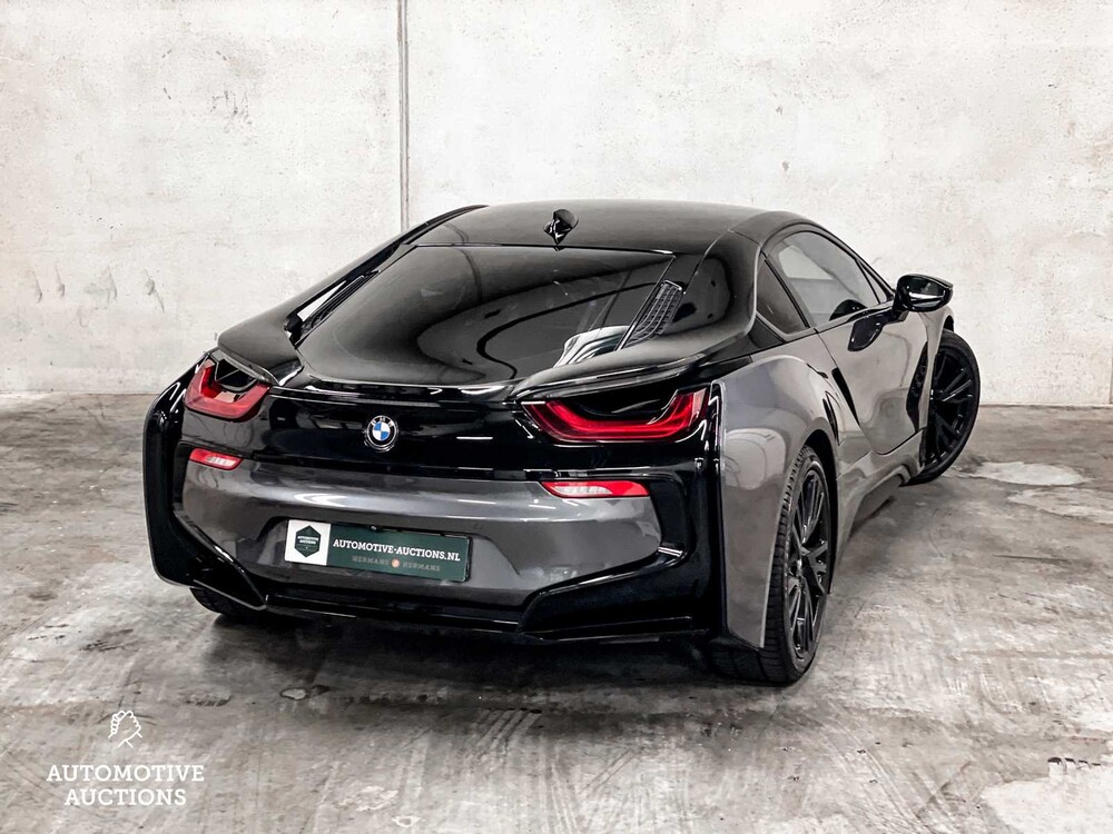 BMW i8 First Edition 362PS 2015 -Orig. GB-, 4-ZDL-98