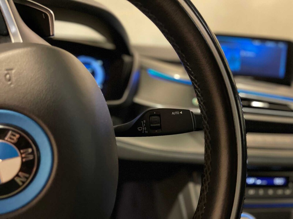 BMW i8 First Edition 362PS 2015 -Orig. GB-, 4-ZDL-98