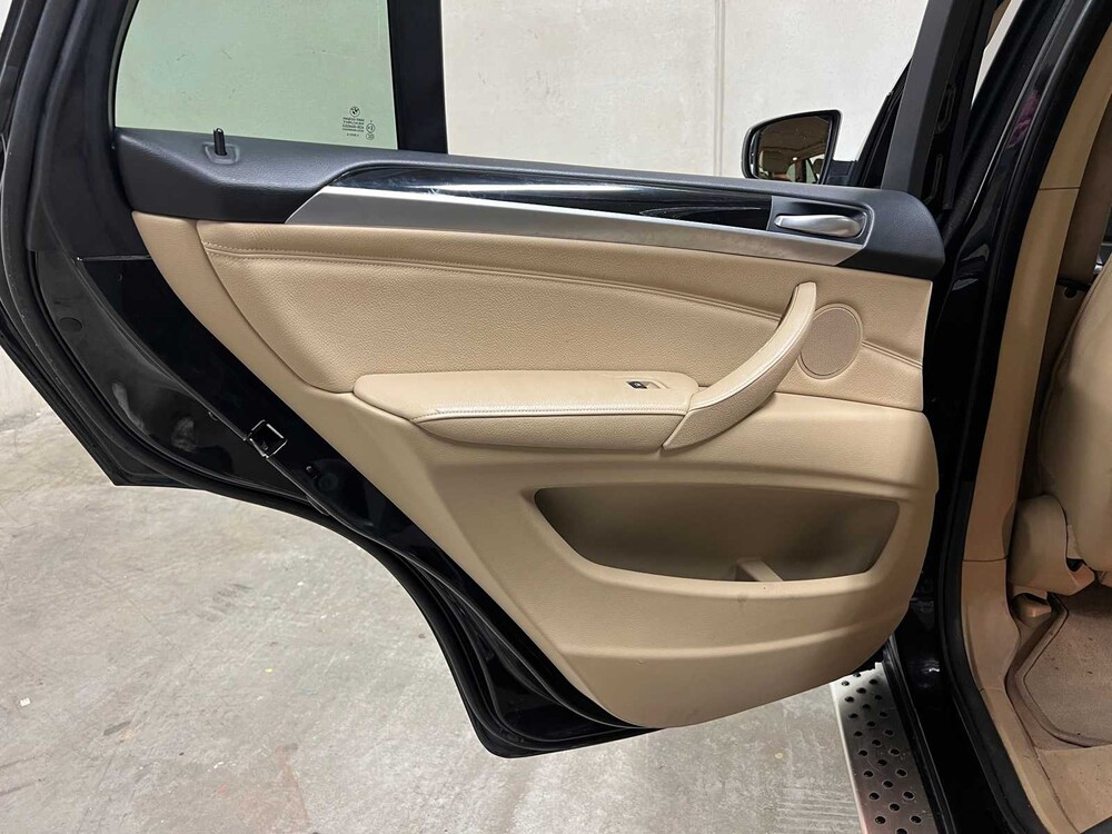 BMW X5 xDrive48i High Executive 4.8 V8 355PS 2007, X-232-JL -Youngtimer-