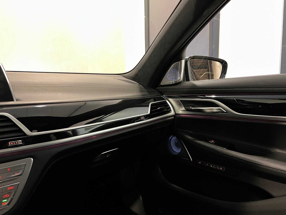 BMW M760Li xDrive 609PS V12 M760i 2017 (ORG-NL) LANG, PR-247-H