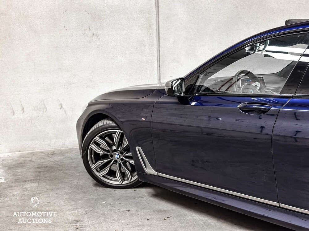 BMW M760Li xDrive 609PS V12 M760i 2017 (ORG-NL) LANG, PR-247-H