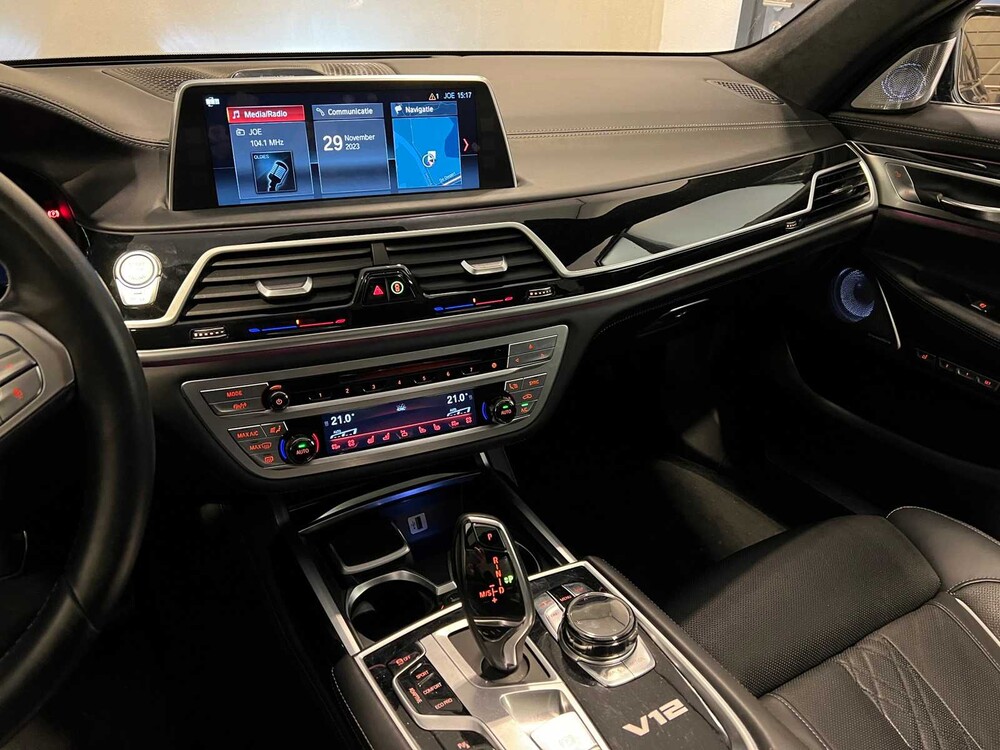 BMW M760Li xDrive 609PS V12 M760i 2017 (ORG-NL) LANG, PR-247-H