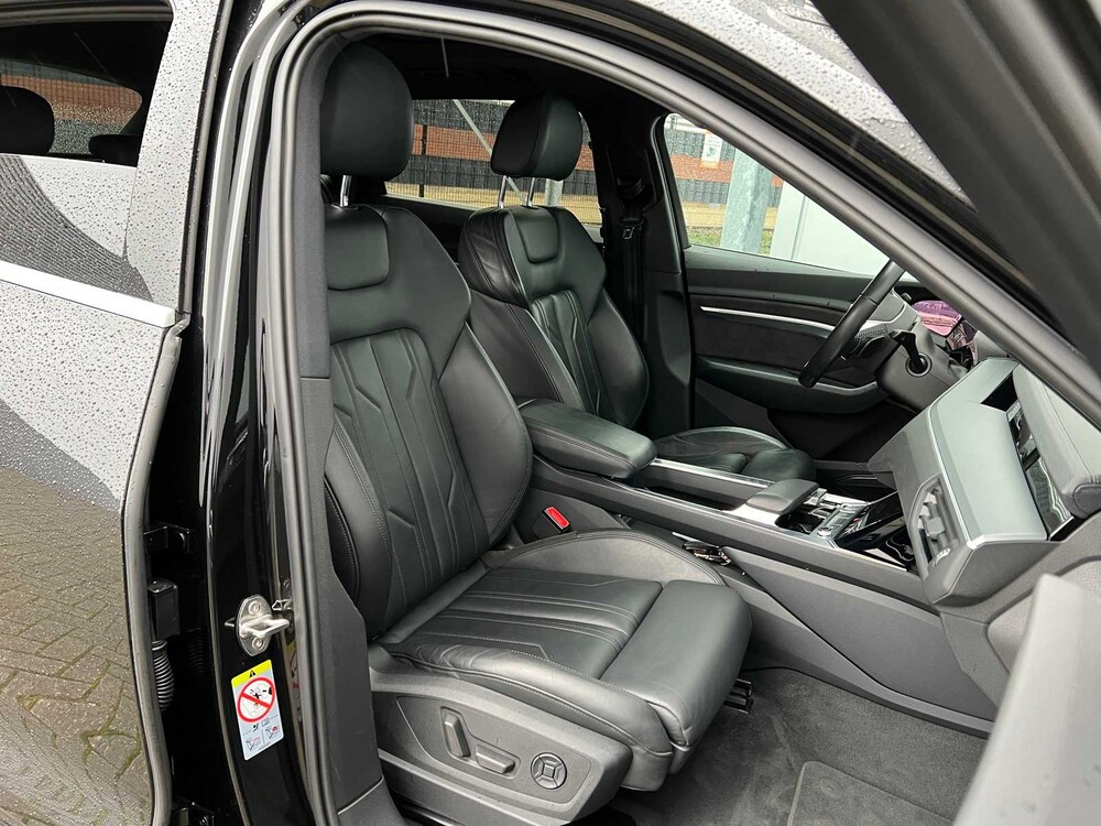 Audi e-tron 55 Quattro Advanced Pro Line Plus 95 kWh 360hp 2019, J-317-DK