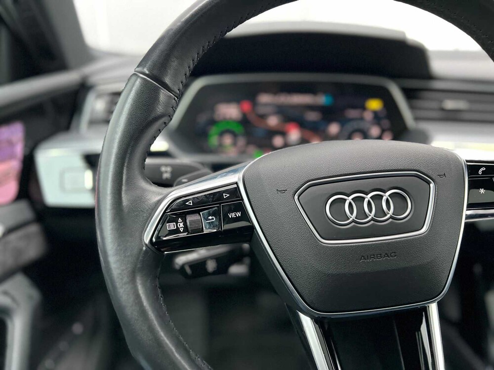 Audi e-tron 55 Quattro Advanced Pro Line Plus 95 kWh 360hp 2019, J-317-DK