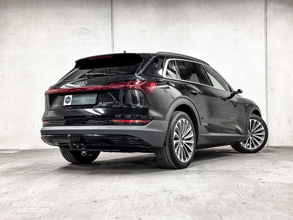 Audi e-tron 55 Quattro Advanced Pro Line Plus 95 kWh 360hp 2019, J-317-DK
