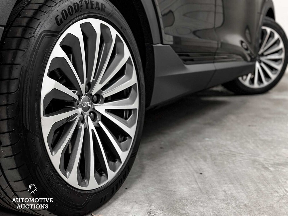 Audi e-tron 55 Quattro Advanced Pro Line Plus 95 kWh 360hp 2019, J-317-DK