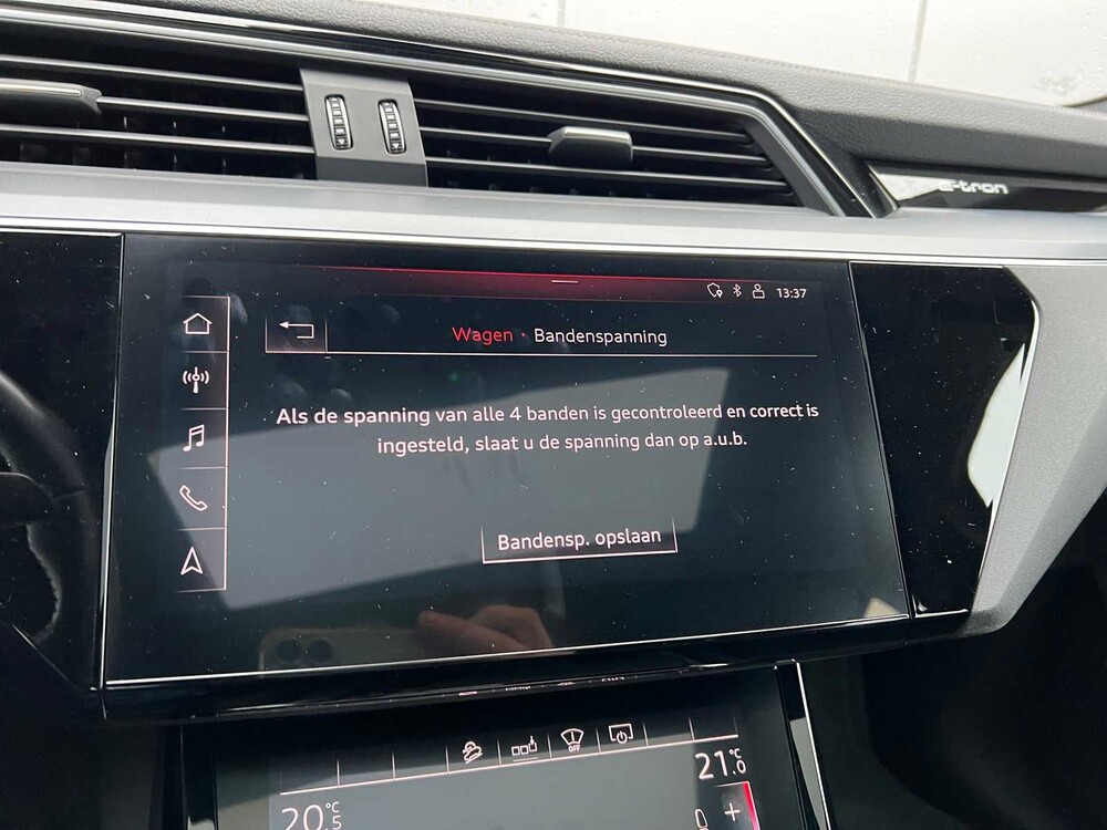 Audi e-tron 55 Quattro Advanced Pro Line Plus 95 kWh 360hp 2019, J-317-DK