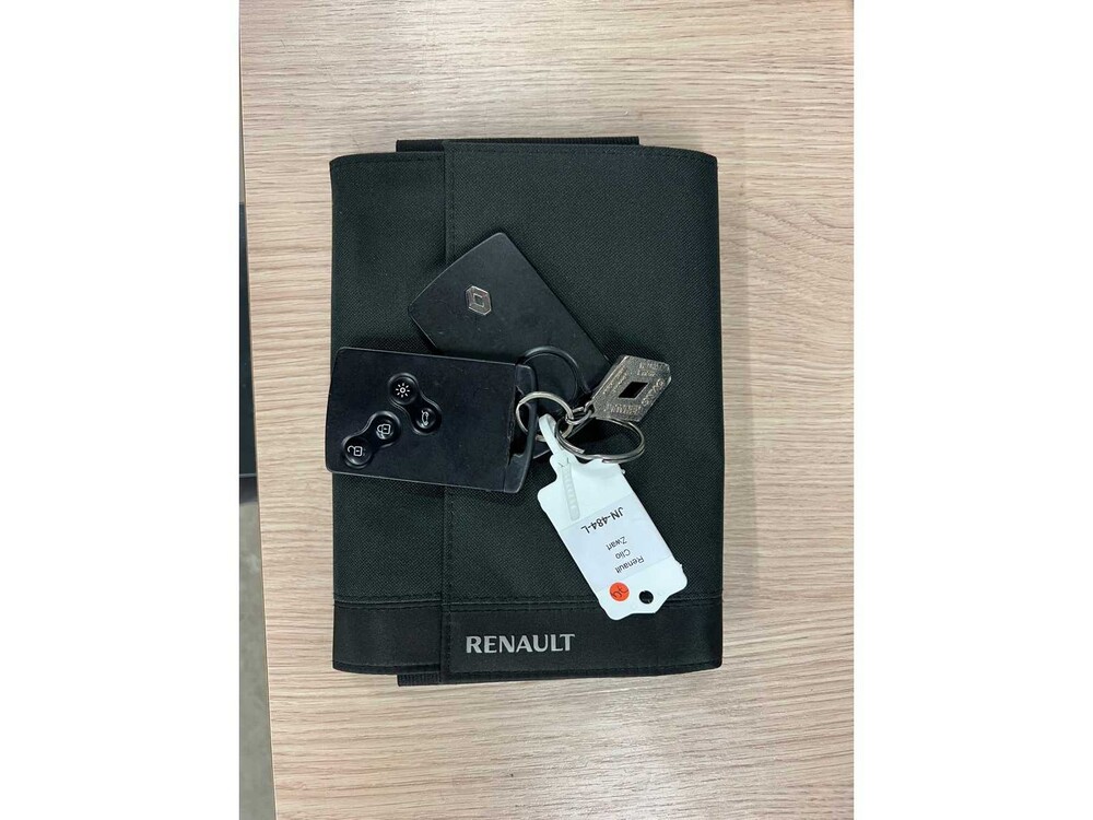 Renault Clio Kombi TCe Dynamique 90PS 2016 -Orig. NL-, JN-484-L