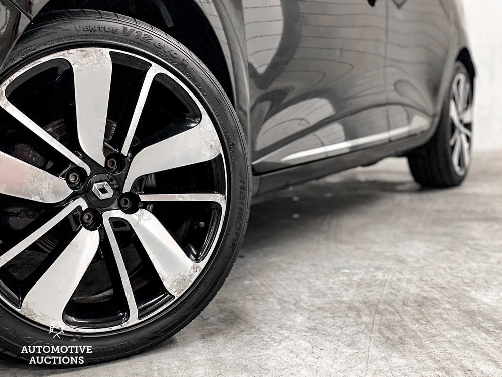 Renault Clio Kombi TCe Dynamique 90PS 2016 -Orig. NL-, JN-484-L