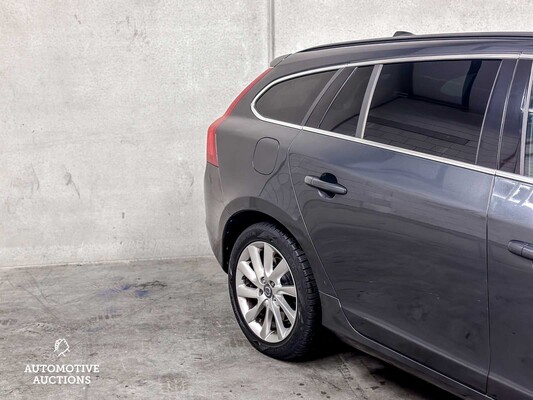 Volvo V60 2.0 D3 136PS 2015, ZN-778-S