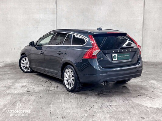 Volvo V60 2.0 D3 136pk 2015, ZN-778-S