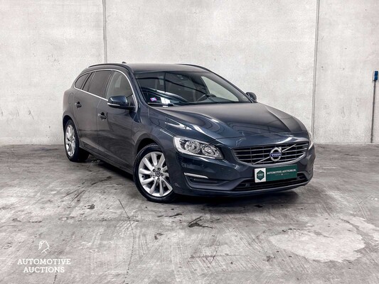 Volvo V60 2.0 D3 136pk 2015, ZN-778-S