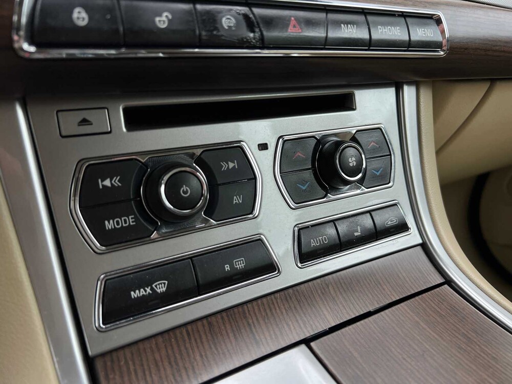 Jaguar XF Sportbrake 3.0D V6 S Premium Business Edition 324PS 2013, 1-TLN-47