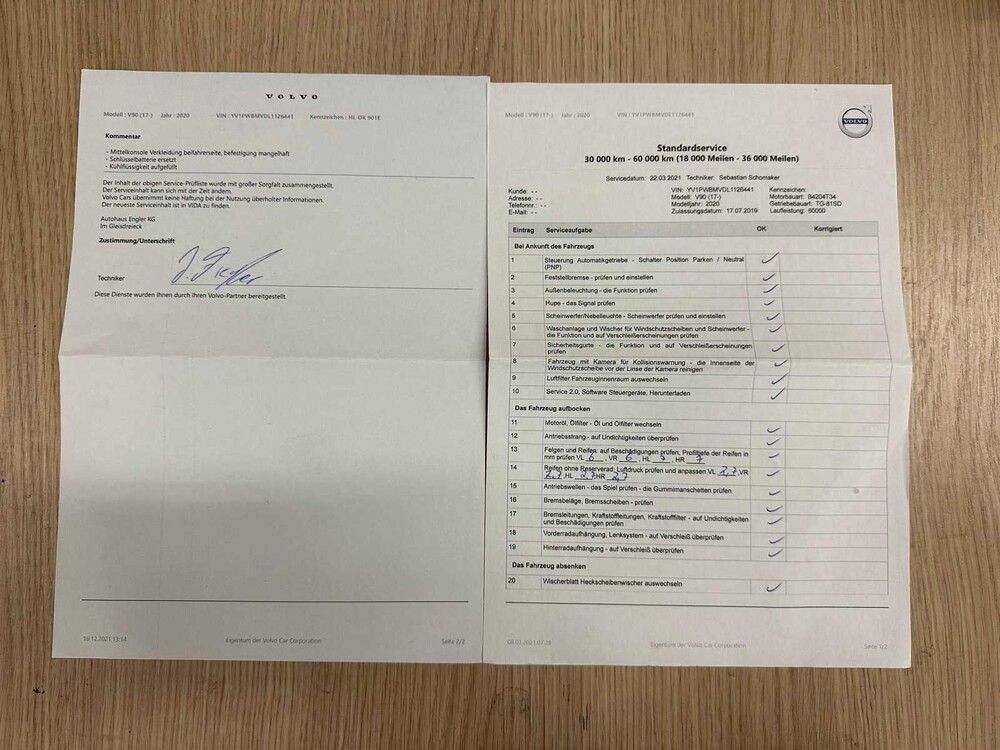 Volvo V90 R-Design 2.0 T8 AWD Beschriftung MY-2020 303PS 2019, S-429-LT