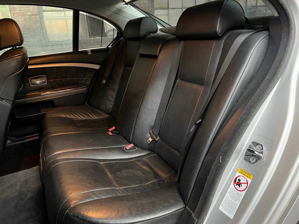 BMW 745i Executive 333PS 2002 7er, 78-JF-TL