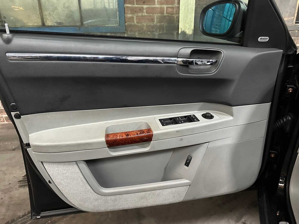 Chrystler 300C HEMI 5.7 V8 2007 -Youngtimer-