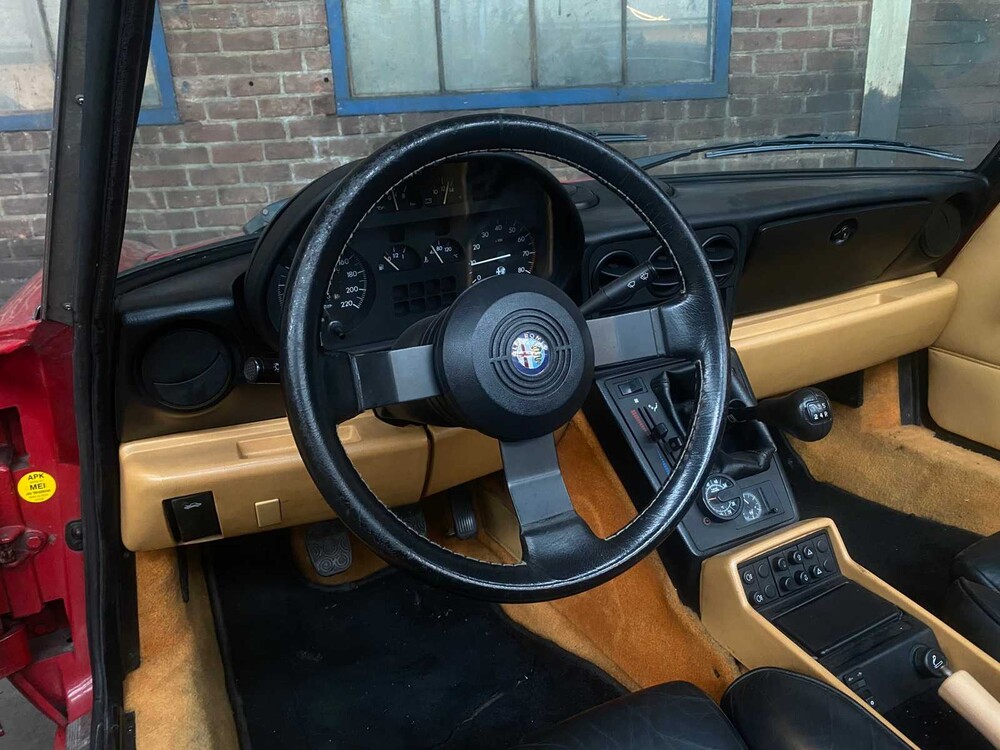 Alfa Romeo Spider 2.0 1991 117PS -Orig. NL-, YZ-30-YF -Youngtimer- 