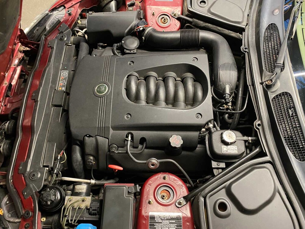 Jaguar XK8 4.2 V8 Cabriolet -Victory Edition- 305PS 2006, L-150-KX