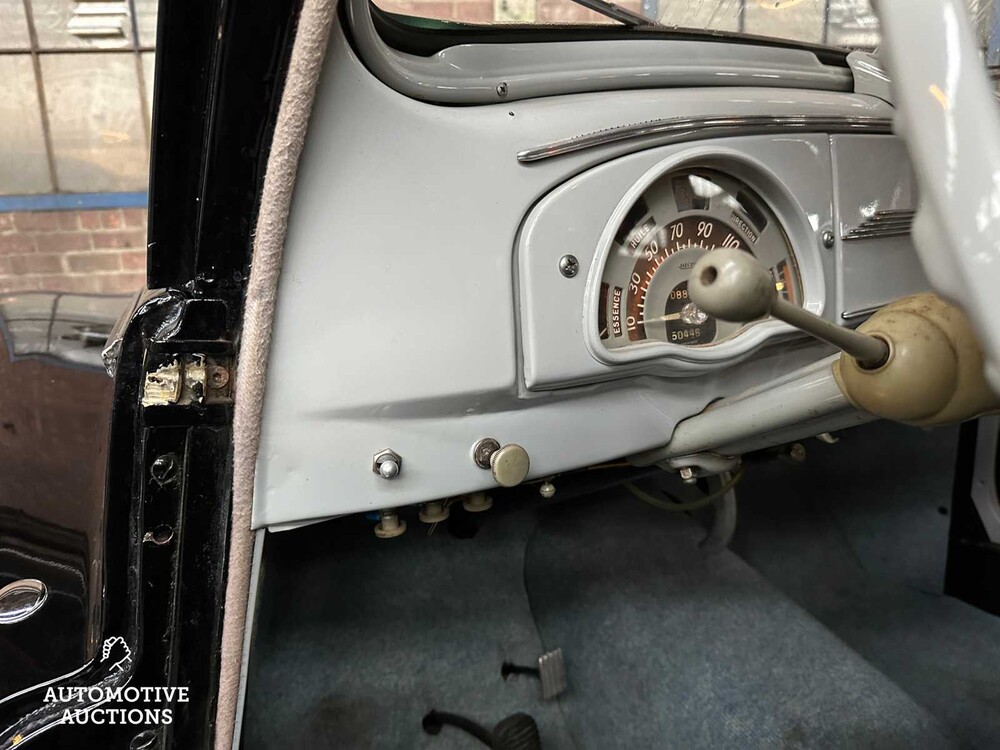 Peugeot 203 4-Türer 45PS 1954, 67-DE-96