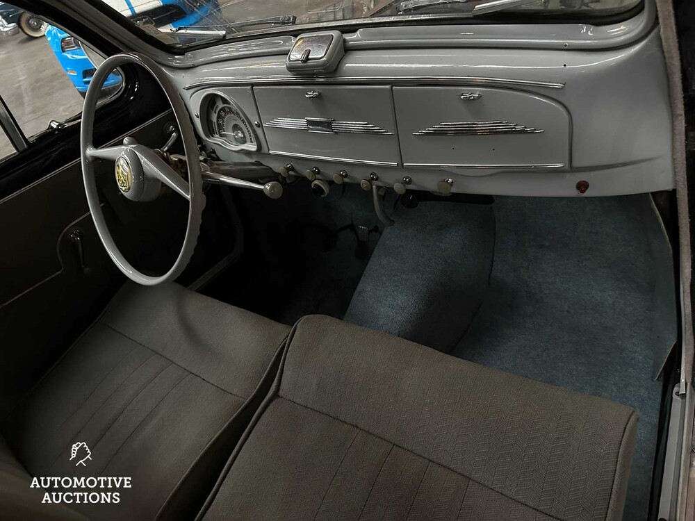 Peugeot 203 4-Türer 45PS 1954, 67-DE-96
