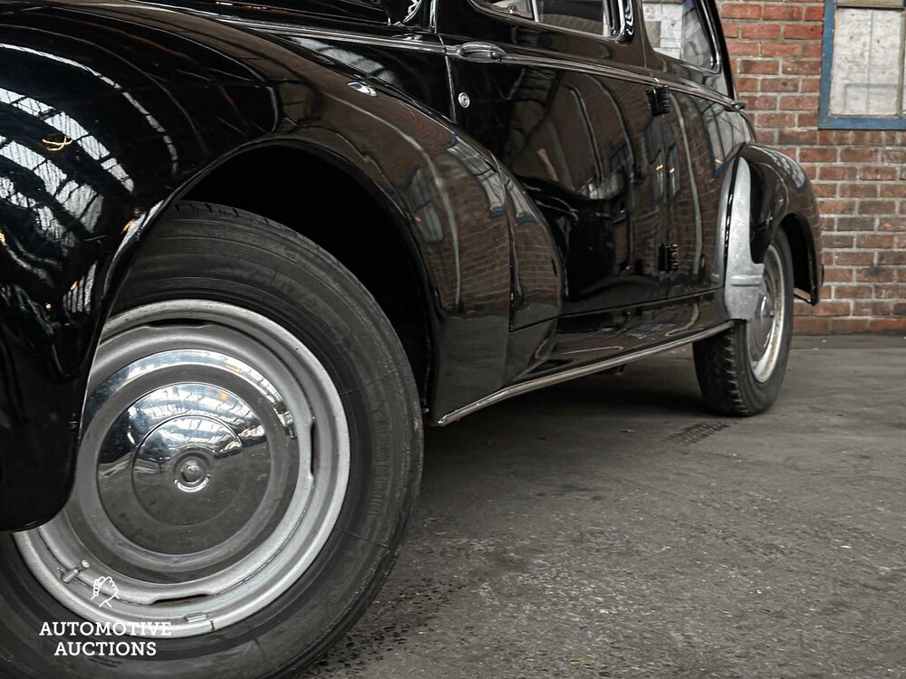 Peugeot 203 4-Türer 45PS 1954, 67-DE-96