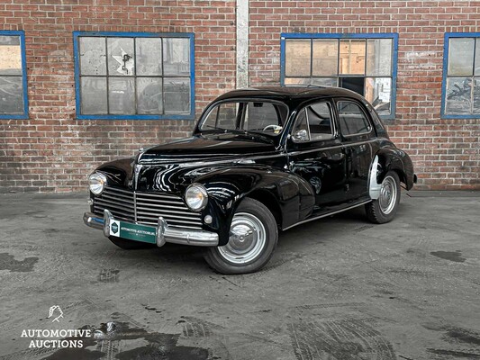 Peugeot 203 4-Deurs 45pk 1954, 67-EN-96