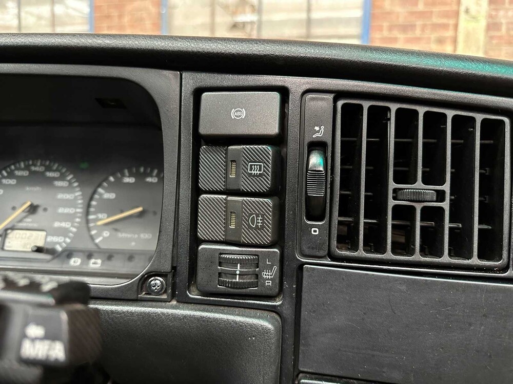 Volkswagen Corrado VR6 2.9 190PS 1992, 72-FZ-RZ