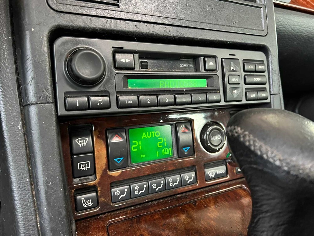 Land Rover Range Rover 4.6 HSE 218pk 2001, XR-764-X -YOUNGTIMER-