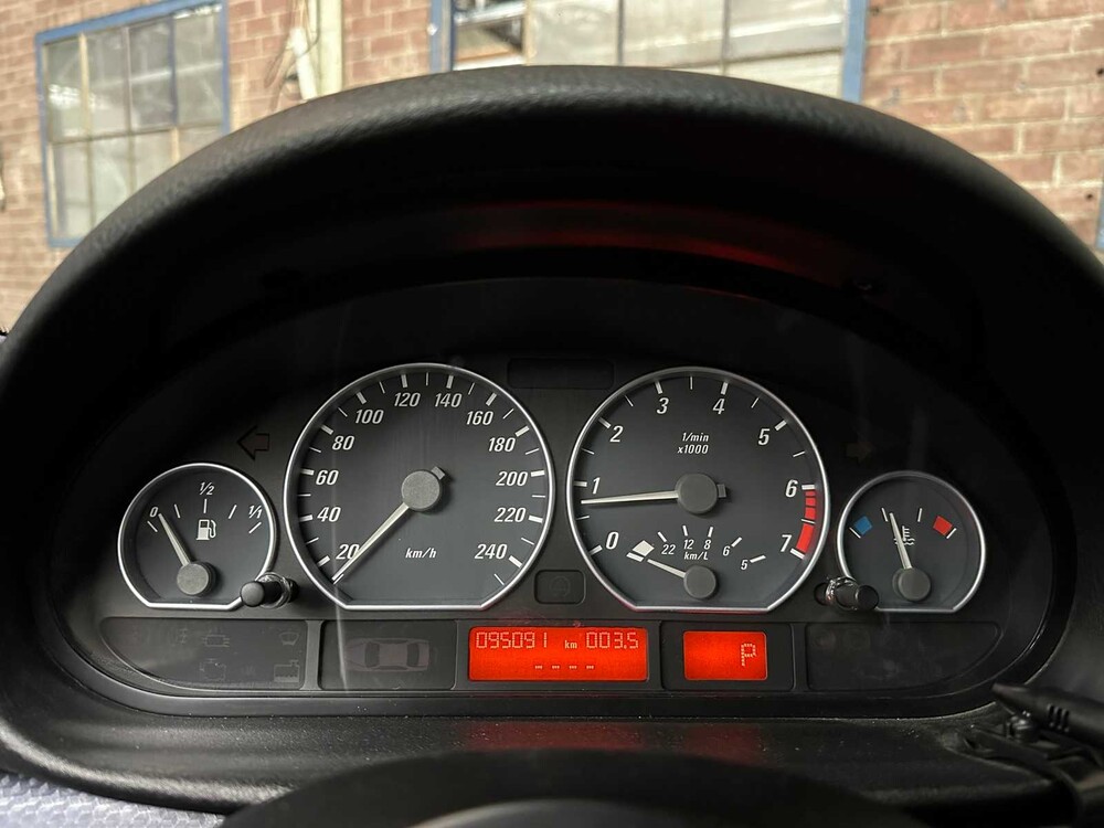 BMW 330i M-Sport E46 231PS 2001 -YOUNGTIMER-