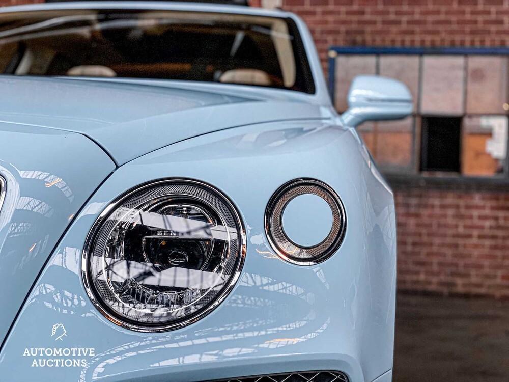 Bentley Bentayga 6.0 W12 608pk 2017, L-083-VV