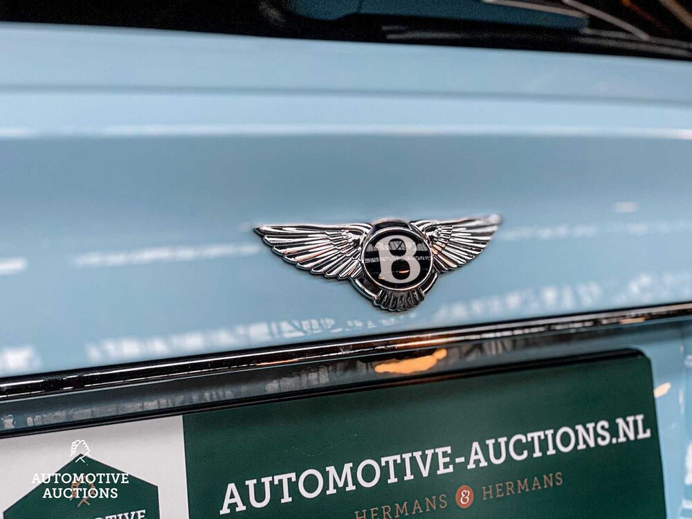 Bentley Bentayga 6.0 W12 608pk 2017, L-083-VV