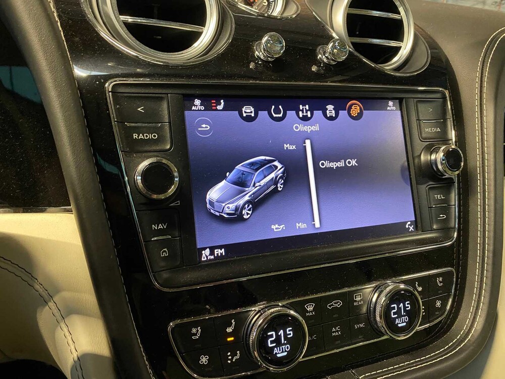 Bentley Bentayga 6.0 W12 608pk 2017, L-083-VV