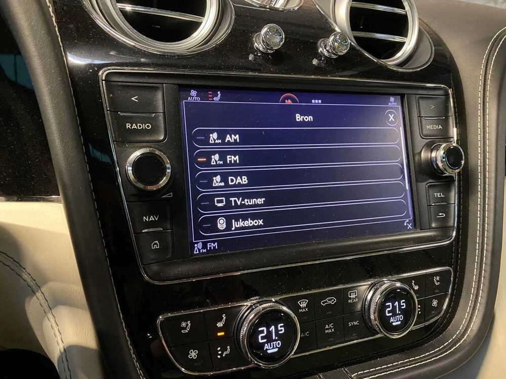 Bentley Bentayga 6.0 W12 608pk 2017, L-083-VV