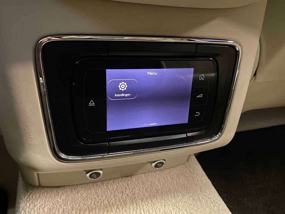 Bentley Bentayga 6.0 W12 608pk 2017, L-083-VV