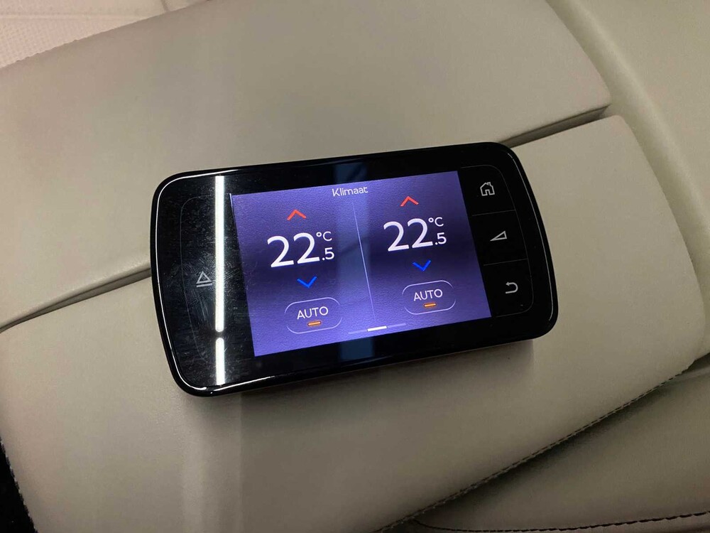 Bentley Bentayga 6.0 W12 608pk 2017, L-083-VV