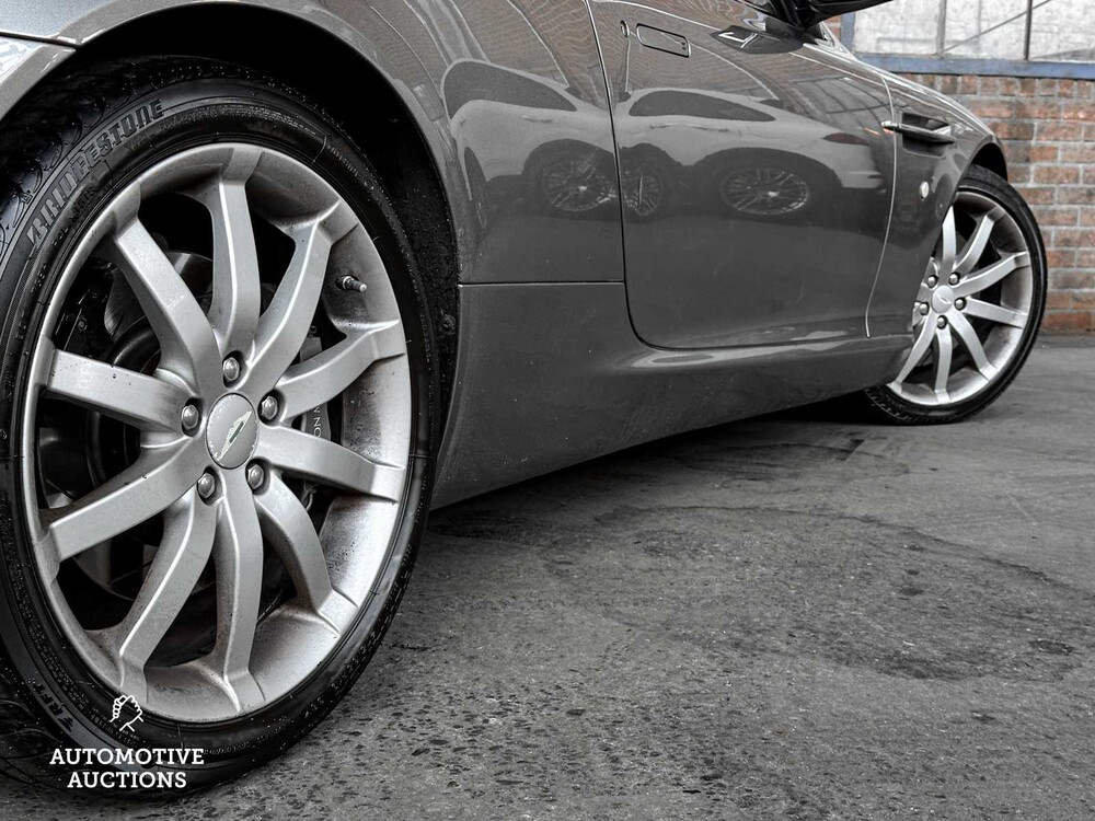 Aston Martin DB9 5.9 V12 Touchtronic 457PS 2006 -Orig. NL-, 71-SH-KN -Youngtimer-