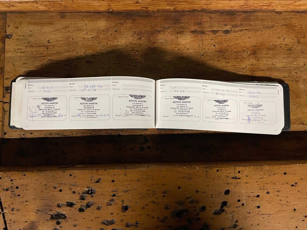 Aston Martin DB9 5.9 V12 Touchtronic 457PS 2006 -Orig. NL-, 71-SH-KN -Youngtimer-