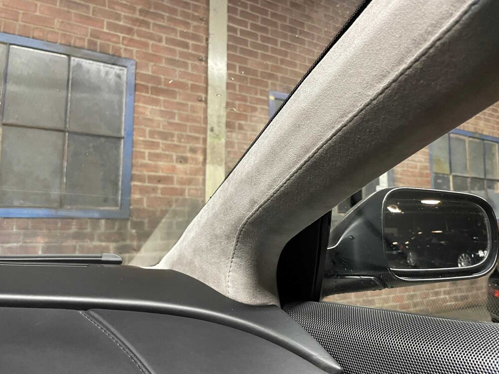 Aston Martin DB9 5.9 V12 Touchtronic 457PS 2006 -Orig. NL-, 71-SH-KN -Youngtimer-