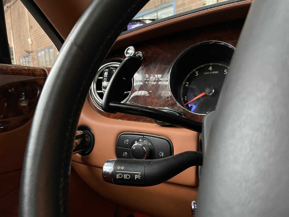 Bentley Continental Flying Spur 6.0 W12 560PS 2007 -Youngtimer-
