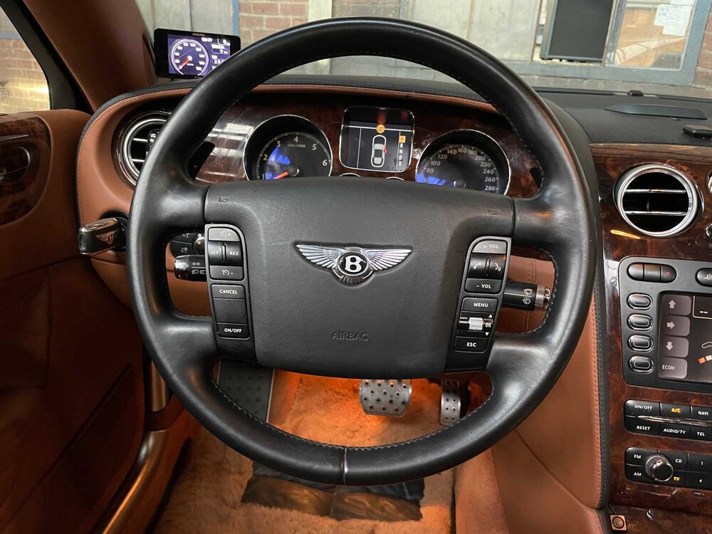 Bentley Continental Flying Spur 6.0 W12 560PS 2007 -Youngtimer-