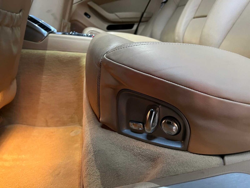 Porsche Panamera Turbo 4.8 V8 500pk 2009