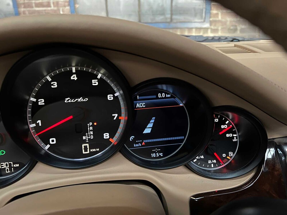 Porsche Panamera Turbo 4.8 V8 500pk 2009