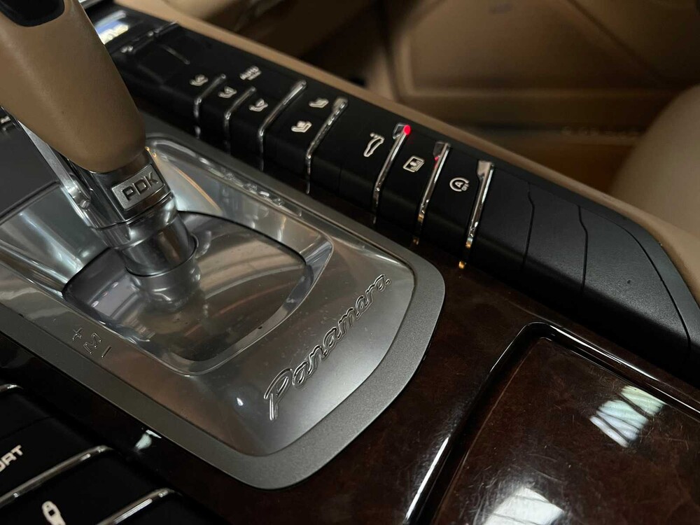 Porsche Panamera Turbo 4.8 V8 500pk 2009