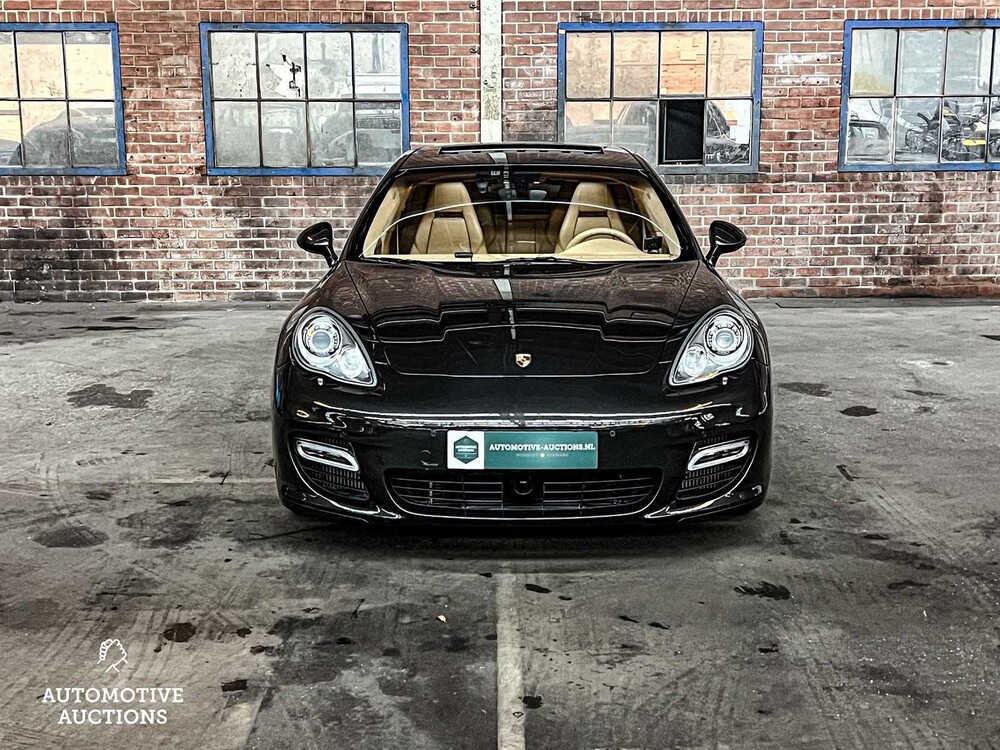 Porsche Panamera Turbo 4.8 V8 500pk 2009