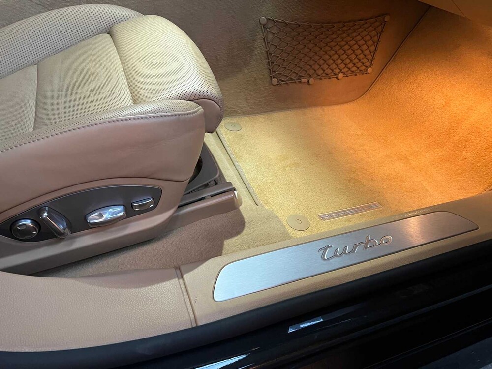 Porsche Panamera Turbo 4.8 V8 500pk 2009