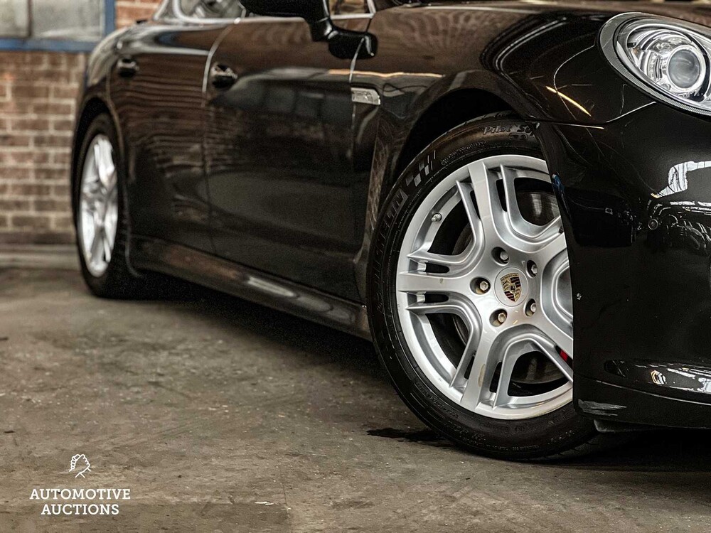 Porsche Panamera Turbo 4.8 V8 500pk 2009