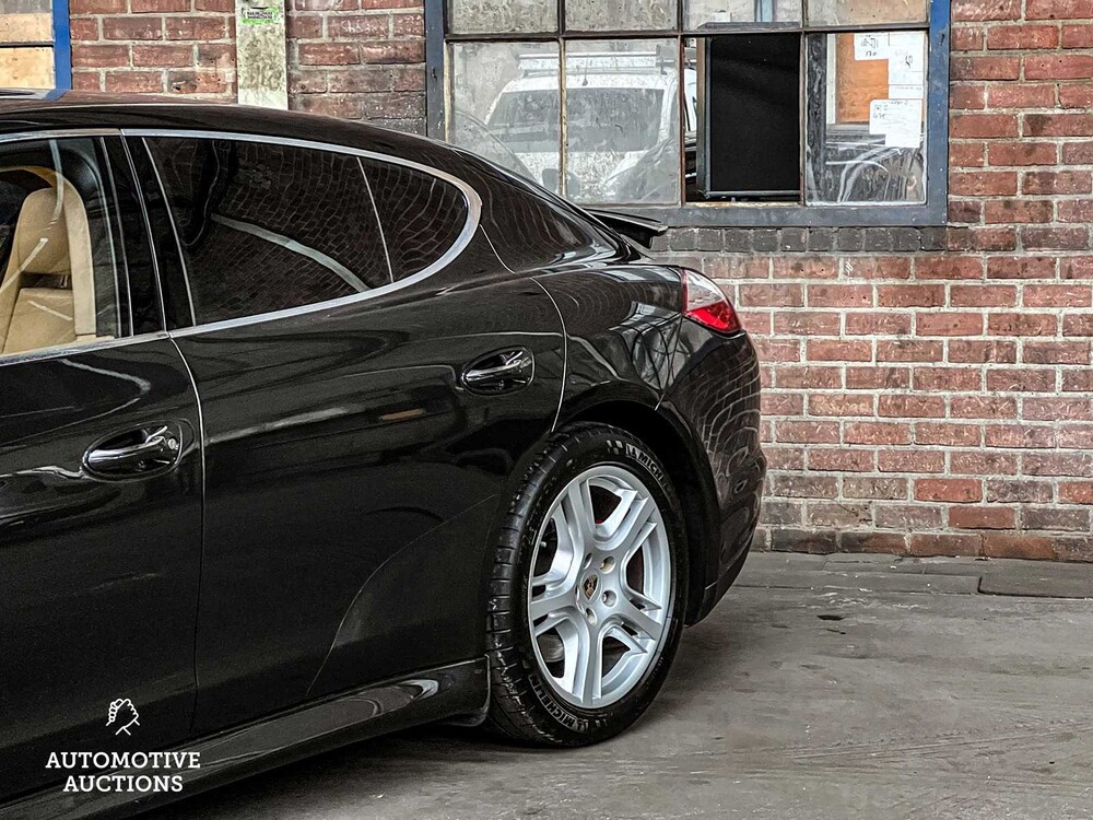 Porsche Panamera Turbo 4.8 V8 500pk 2009