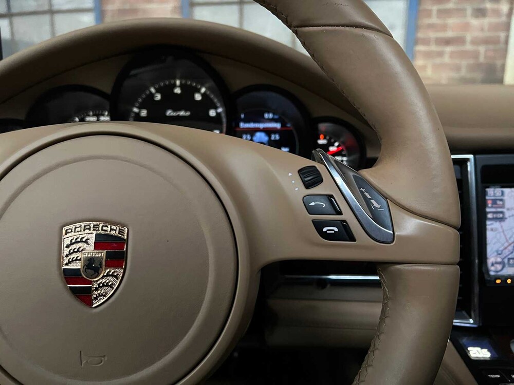Porsche Panamera Turbo 4.8 V8 500pk 2009