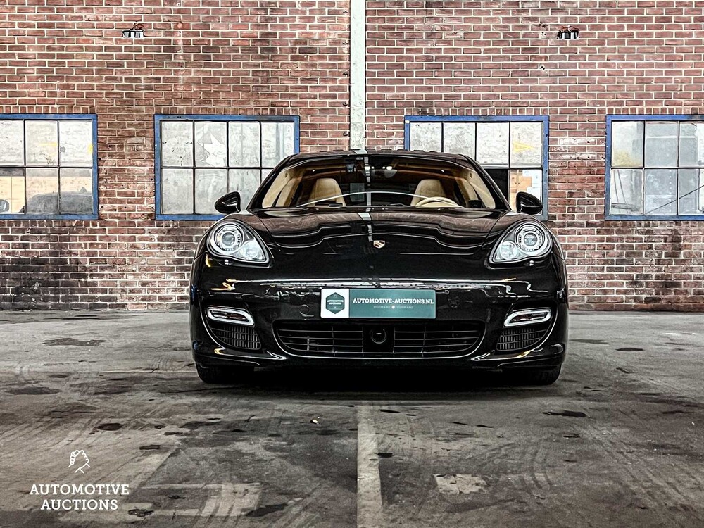 Porsche Panamera Turbo 4.8 V8 500pk 2009