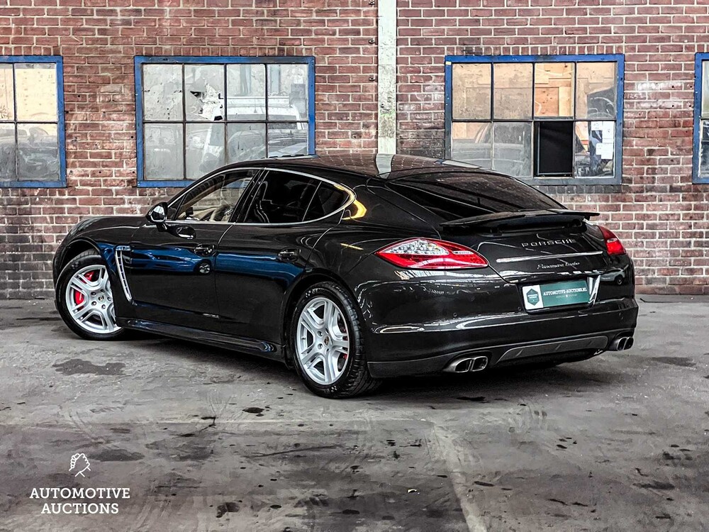 Porsche Panamera Turbo 4.8 V8 500pk 2009